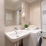 Stylish - New - * Boedapest